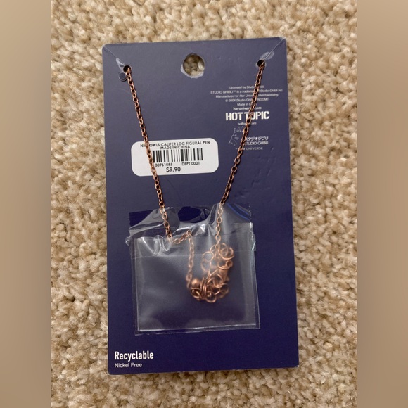 NWT Studio Ghibli Howl's Moving Castle Calcifer Log Necklace - Picture 3 of 3